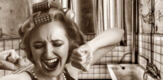 Czy warto kupić wannę z obudową? Czy warto kupić wannę z obudową?