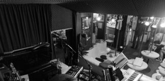 Jak zmierzyć decybele telefonem? Jak zmierzyć decybele telefonem?