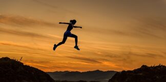 Co oznacza E4 na lampie? Co oznacza E4 na lampie?