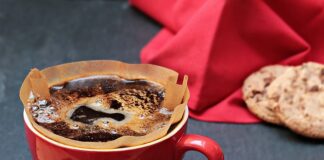 Jak często zmieniać filtr w odkurzaczu Bezworkowym?